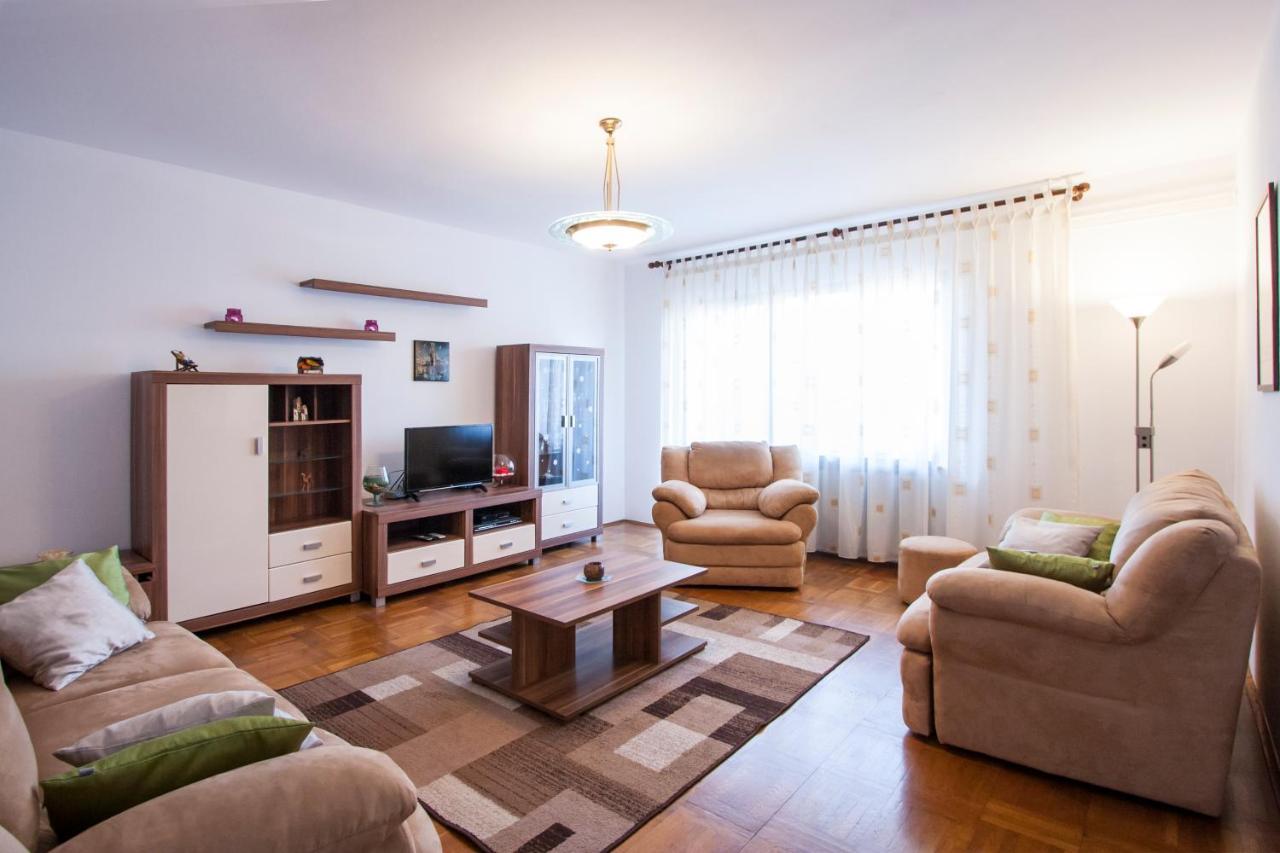 Apartment Nola By Rent Istria Пореч Экстерьер фото